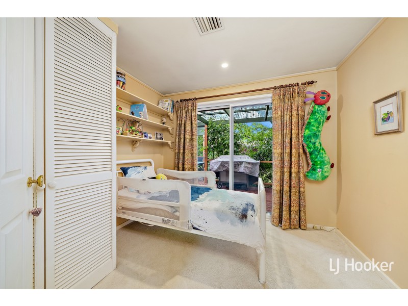 24 Carslaw Street, Chifley ACT 2606