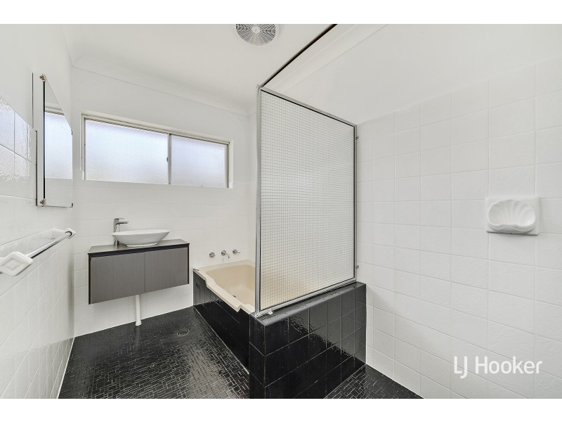 11 Arndell Street, Macquarie ACT 2614