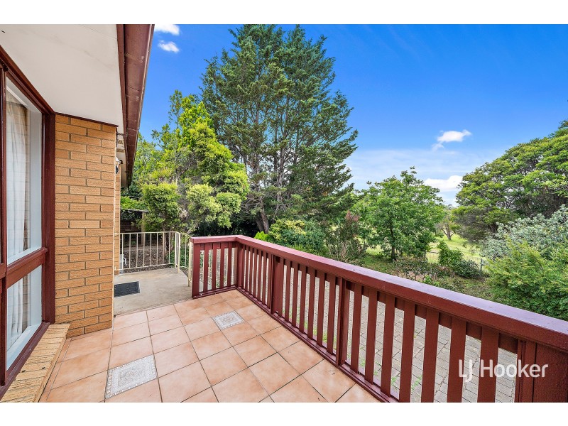 51 Wrenfordsley Place, Latham ACT 2615