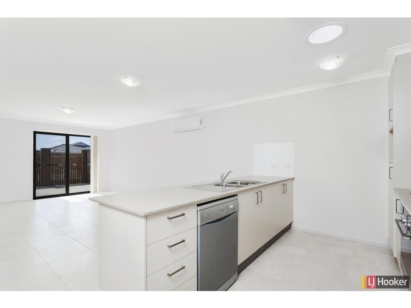 110 Burrumarra Avenue, Ngunnawal ACT 2913