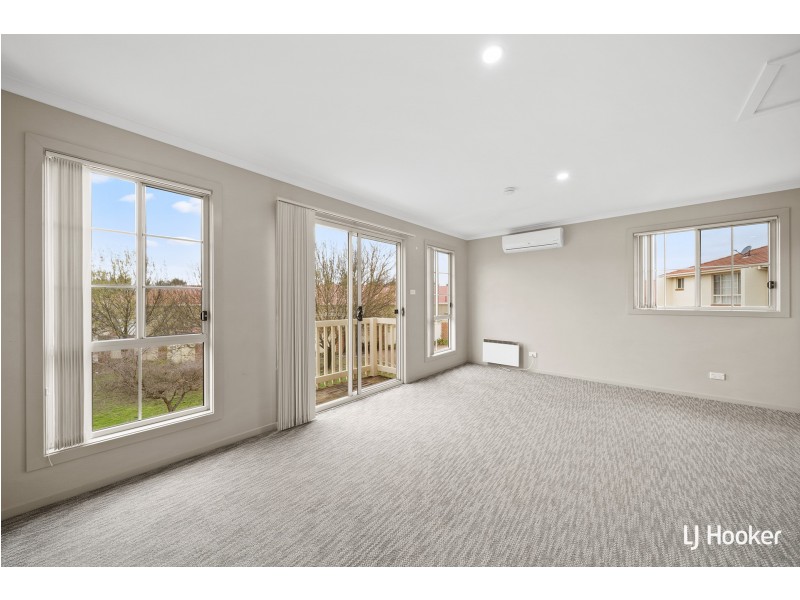 74B Kelleway Avenue, Nicholls ACT 2913