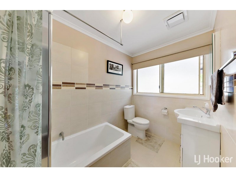 59 Alfred Hill Drive, Melba ACT 2615