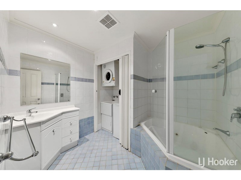 2/13 Chandler Street, Belconnen ACT 2617