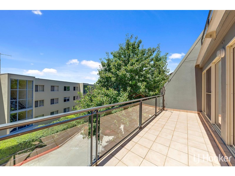 2/13 Chandler Street, Belconnen ACT 2617