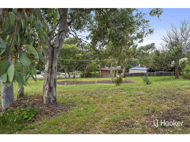 30 Jalanga Crescent, Aranda ACT 2614