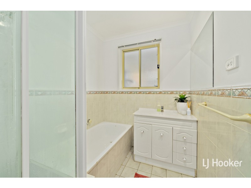 28 Tipiloura Street, Ngunnawal ACT 2913