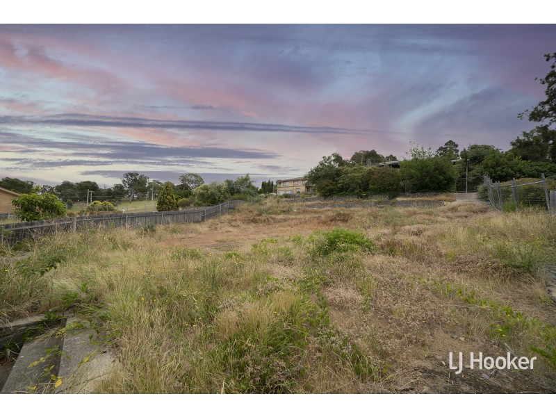 10 Bainton Crescent, Melba ACT 2615
