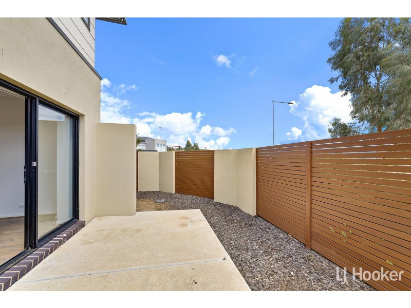 72 Wanderlight Avenue, Lawson ACT 2617