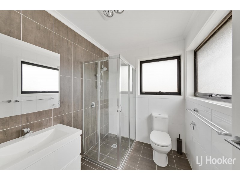 72 Wanderlight Avenue, Lawson ACT 2617