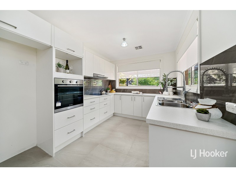 35 Paul Coe Crescent, Ngunnawal ACT 2913