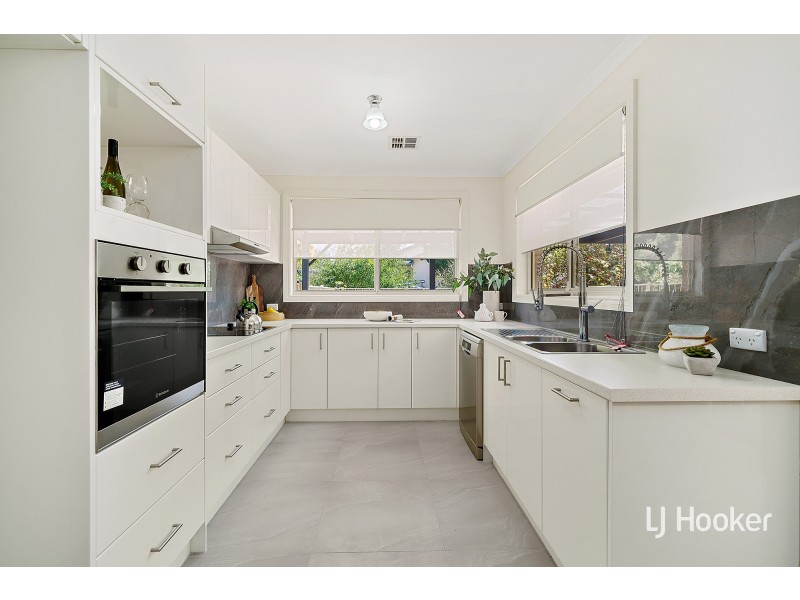 35 Paul Coe Crescent, Ngunnawal ACT 2913