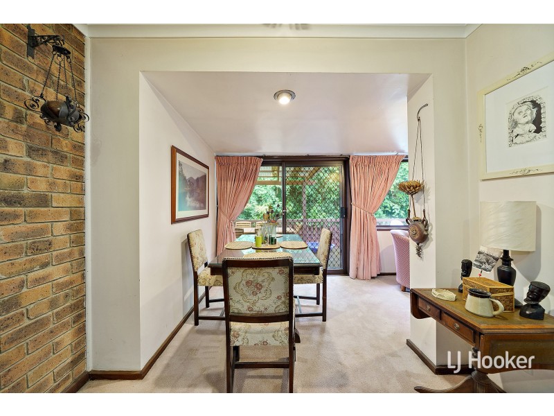 8 Macfarlan Place, Latham ACT 2615