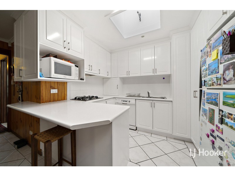 8 Macfarlan Place, Latham ACT 2615