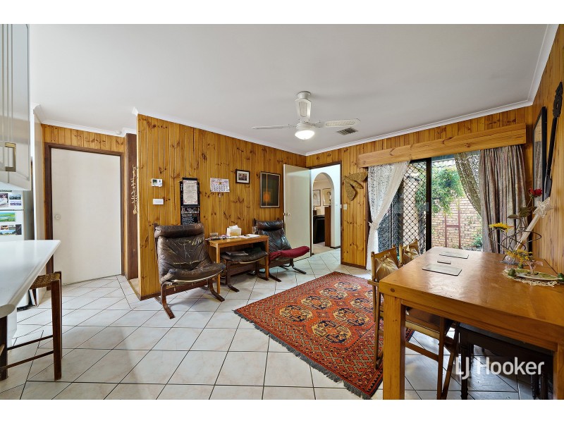 8 Macfarlan Place, Latham ACT 2615