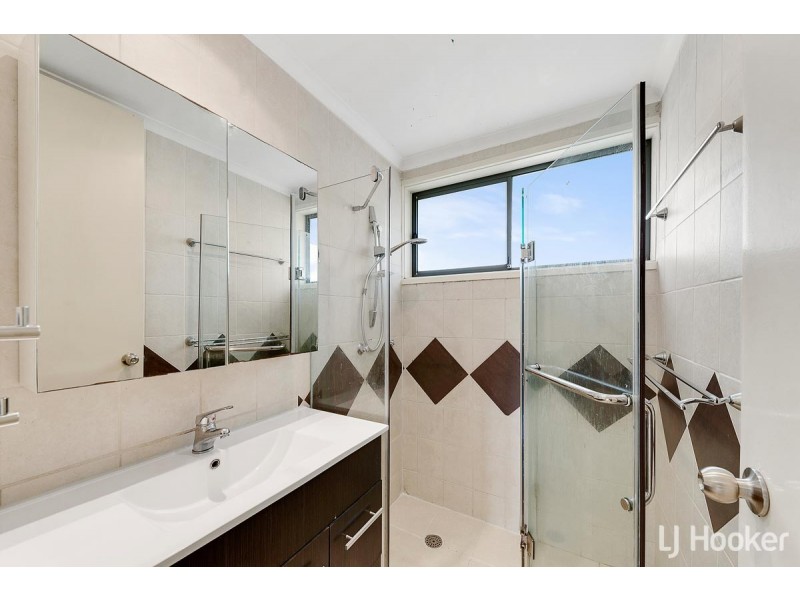 16 Cavill Close, Holt ACT 2615