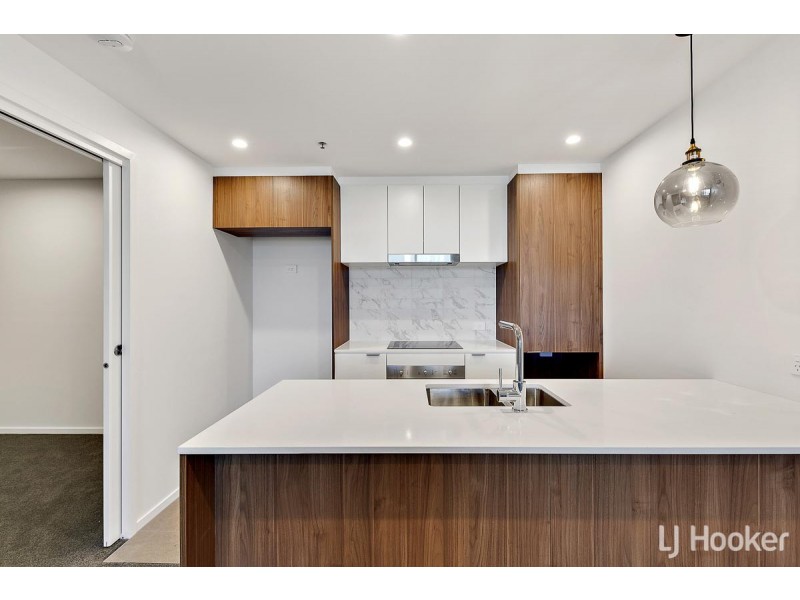 711/15 Bowes Street, Phillip ACT 2606