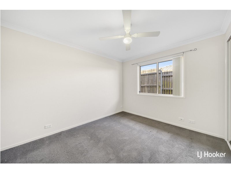 10/141 Macfarlane Burnet Avenue, Macgregor ACT 2615