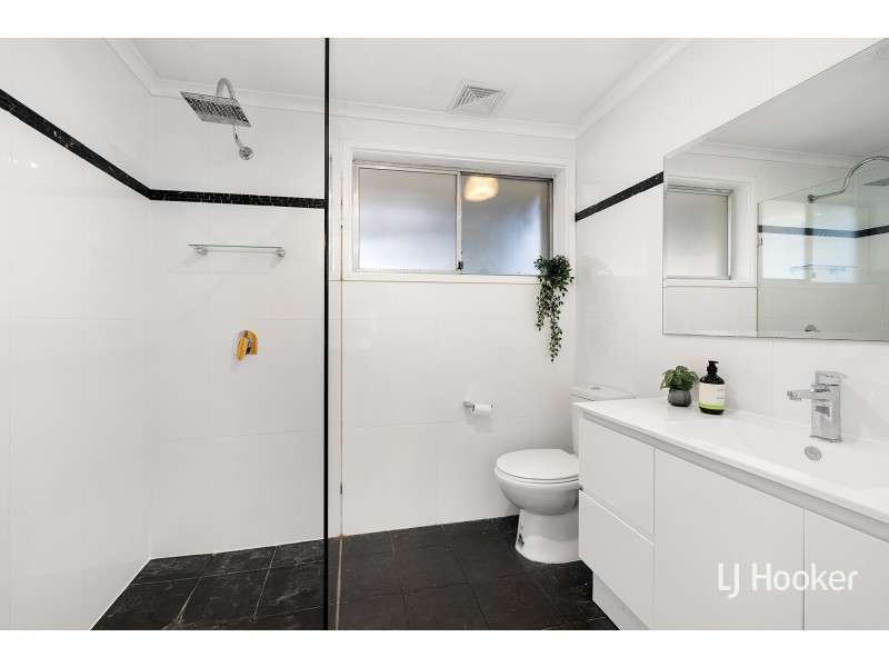 20 Bowling Place, Spence ACT 2615