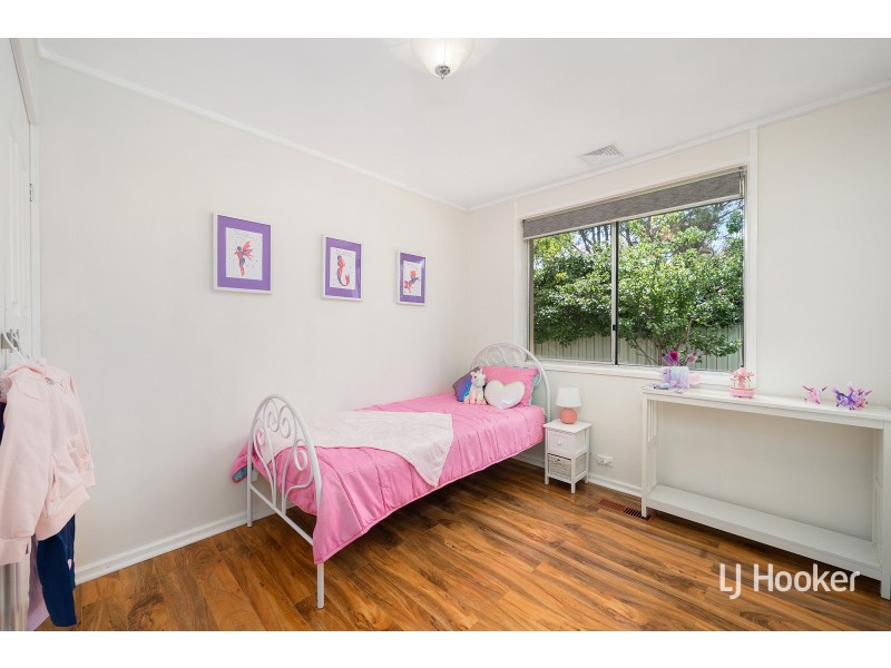 20 Bowling Place, Spence ACT 2615