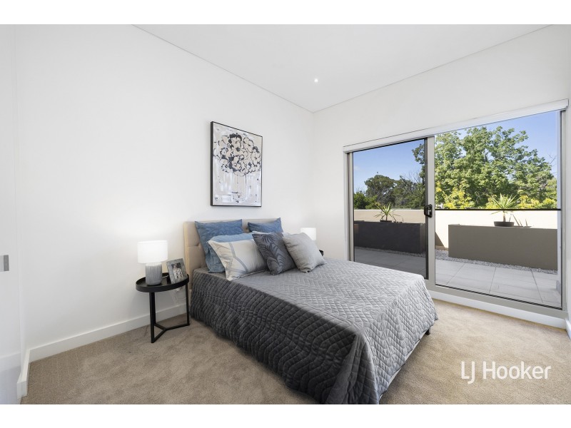 208/21 State Circle, Forrest ACT 2603