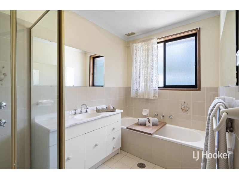 8 Bonrook Street, Hawker ACT 2614