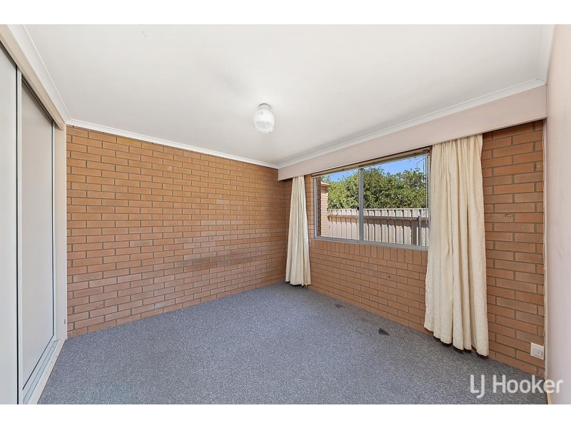 1/2 Carne Place, Florey ACT 2615