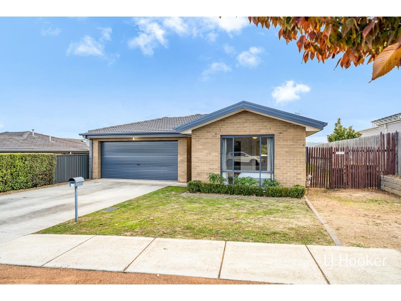19 Greenman Street, Macgregor ACT 2615