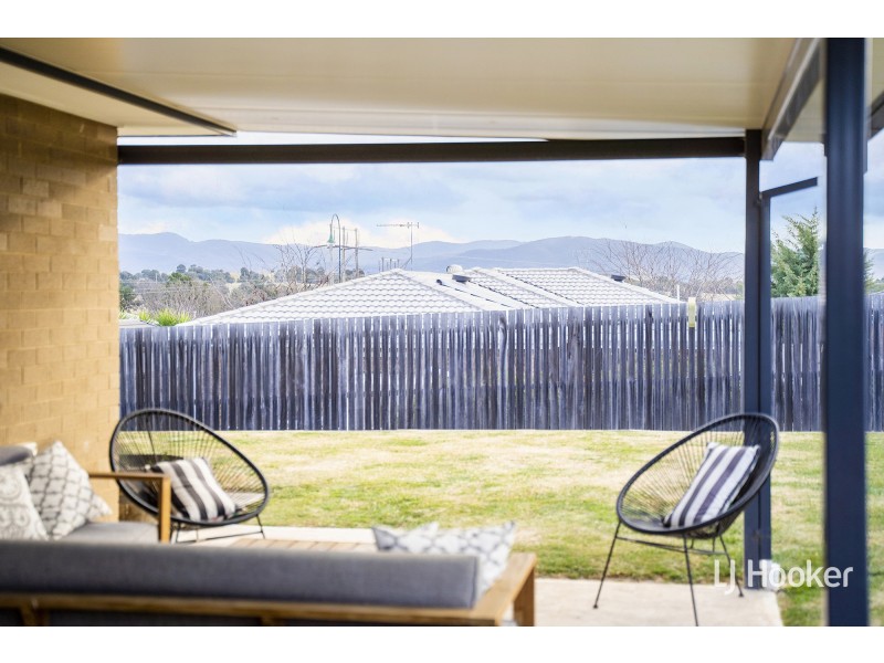 19 Greenman Street, Macgregor ACT 2615