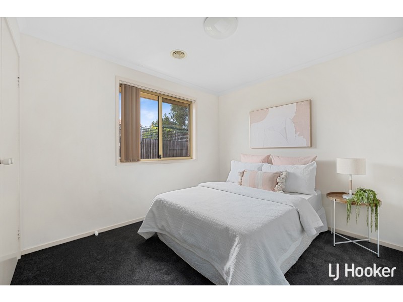 30 Coolgardie Street, Dunlop ACT 2615