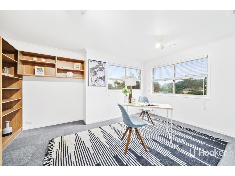 8 Wallis Place, Spence ACT 2615