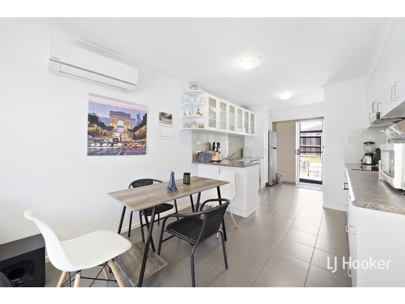 8/88 Eccles Circuit, Macgregor ACT 2615
