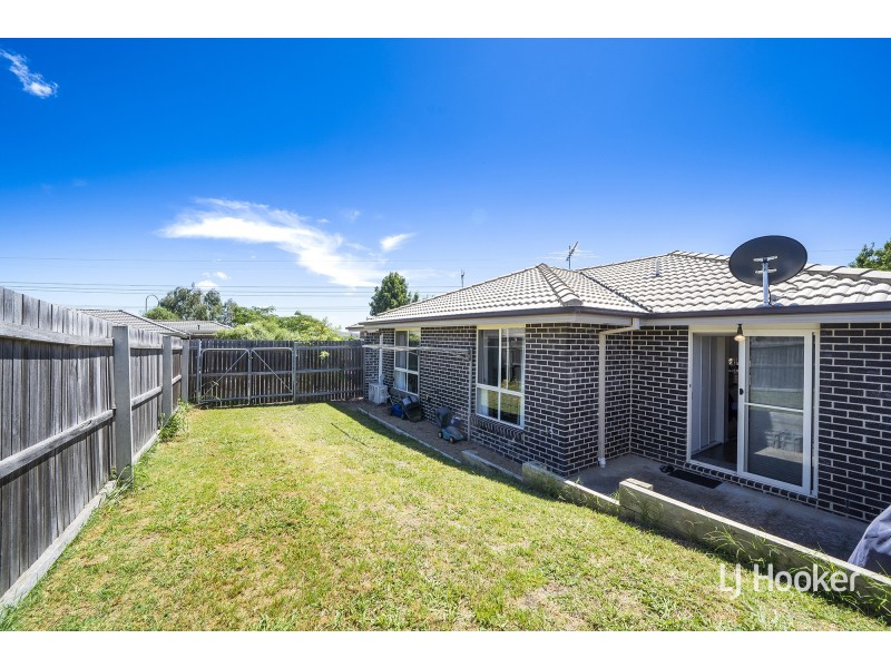 8/88 Eccles Circuit, Macgregor ACT 2615