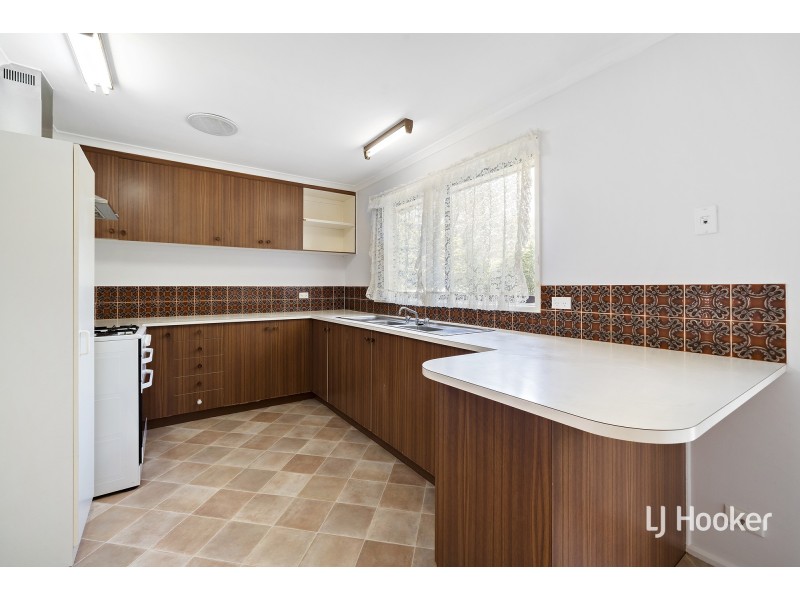 4 Mckid Court, Charnwood ACT 2615