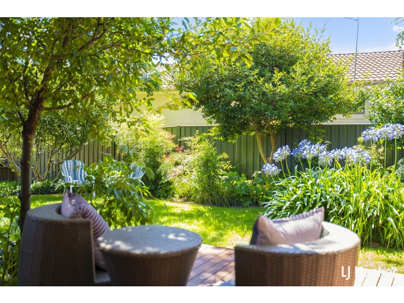 67 Vagabond Crescent, Mckellar ACT 2617