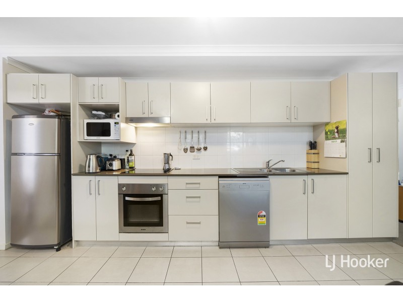 10/15 Oliver Street, Lyneham ACT 2602