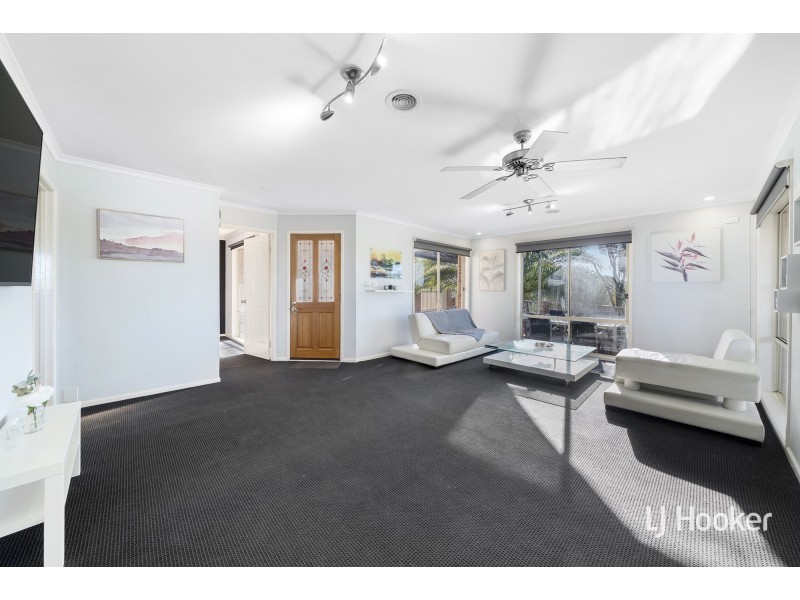 19 Giliruk Crescent, Ngunnawal ACT 2913
