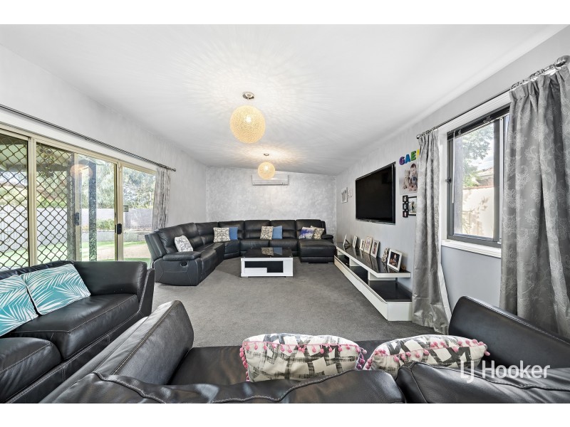 21 Hewlett Circuit, Florey ACT 2615