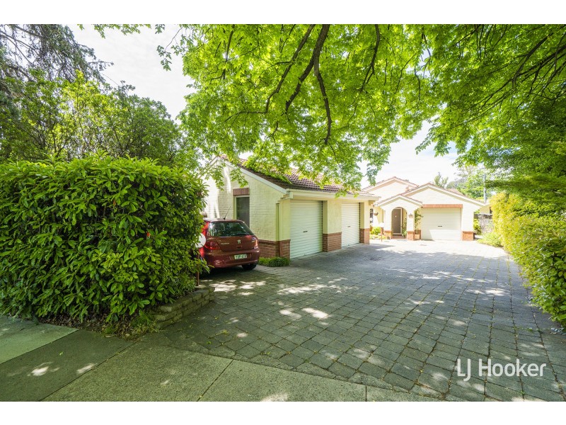 2/10 Murray Crescent, Griffith ACT 2603