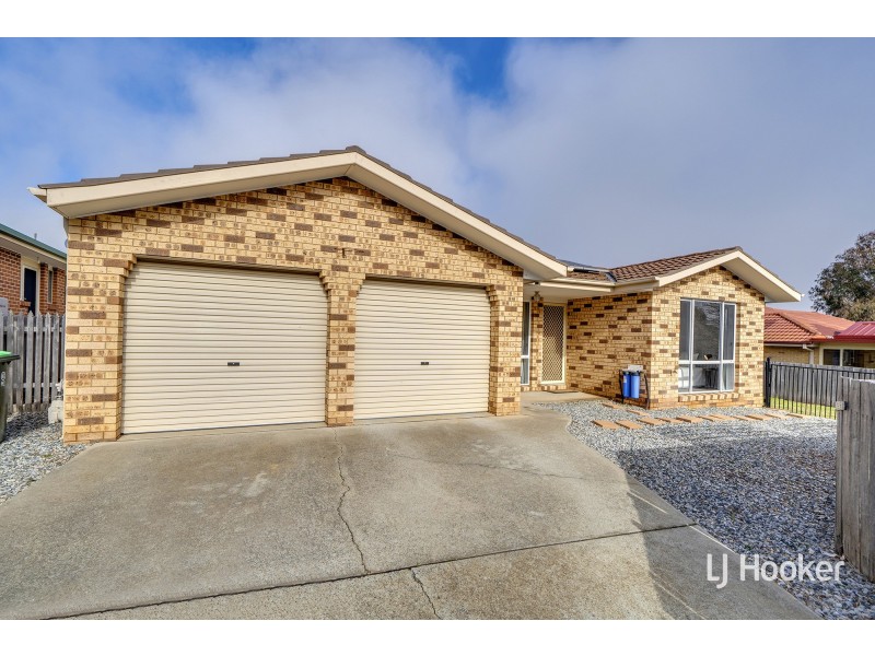 35 Hugh McKay Crescent, Dunlop ACT 2615