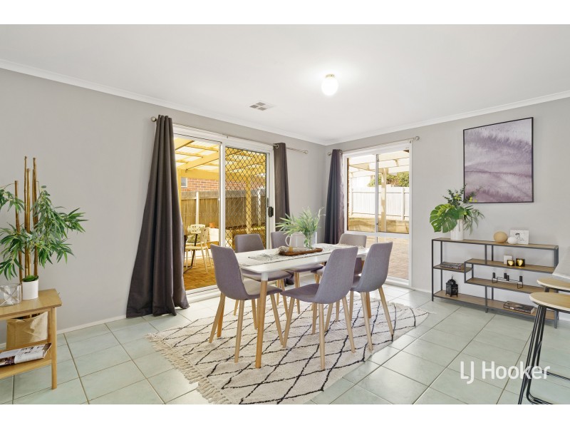 35 Hugh McKay Crescent, Dunlop ACT 2615