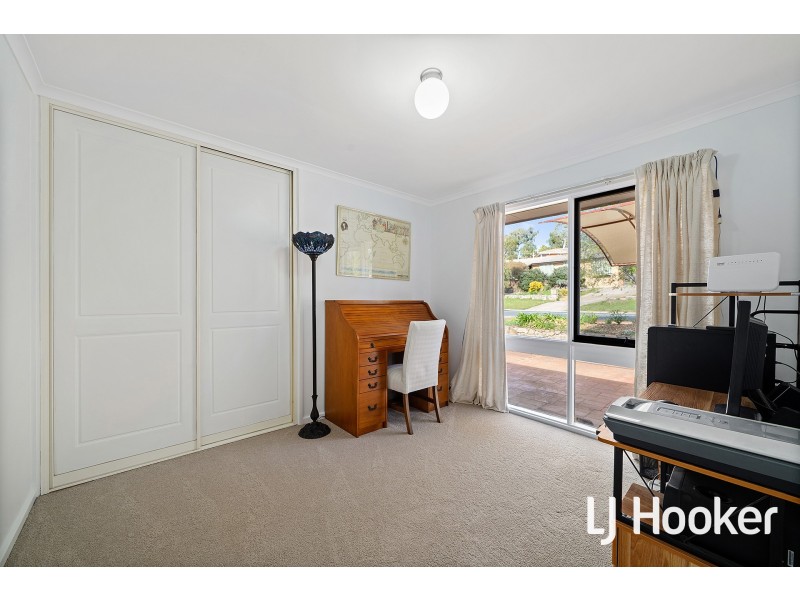 22 Handcock Crescent, Macgregor ACT 2615
