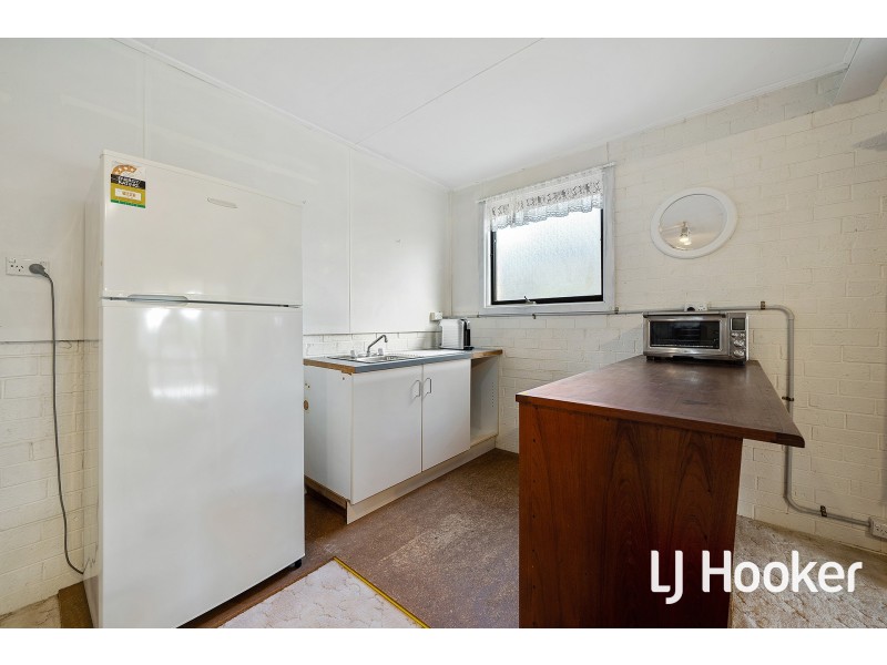 22 Handcock Crescent, Macgregor ACT 2615