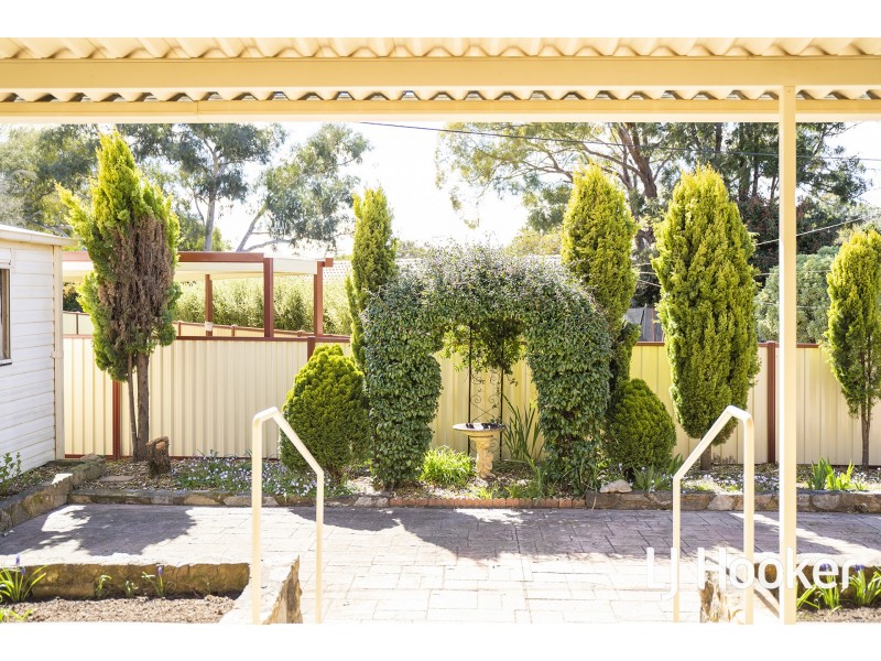 22 Handcock Crescent, Macgregor ACT 2615