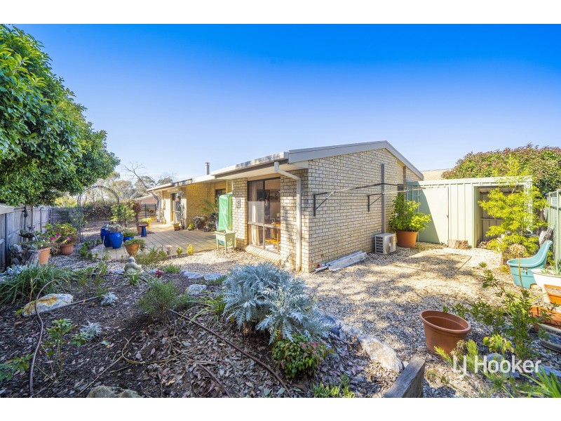 5 Carne Place, Florey ACT 2615