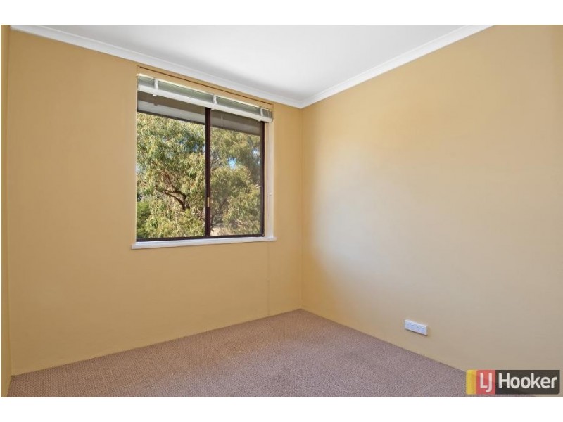 2/30 Springvale Drive, Hawker ACT 2614