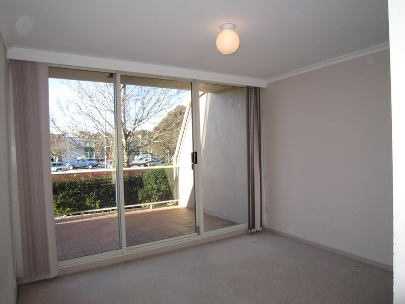 8A/17 Chandler Street, Belconnen ACT 2617