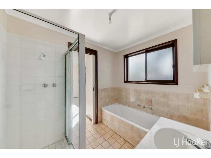 25 Le Souef Crescent, Florey ACT 2615