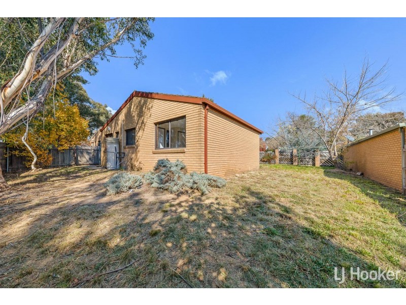 25 Le Souef Crescent, Florey ACT 2615