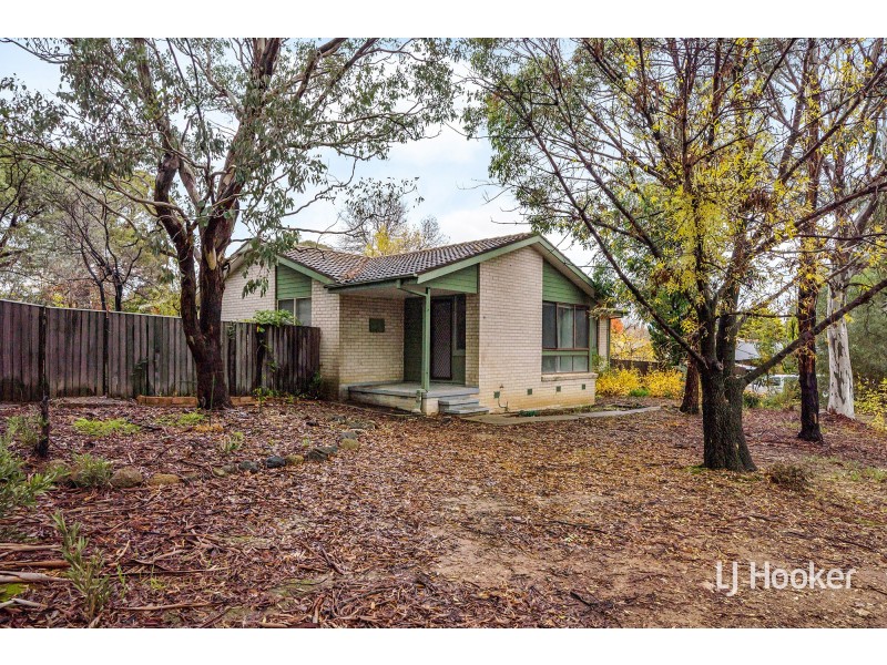 18 Gascoyne Circuit, Kaleen ACT 2617