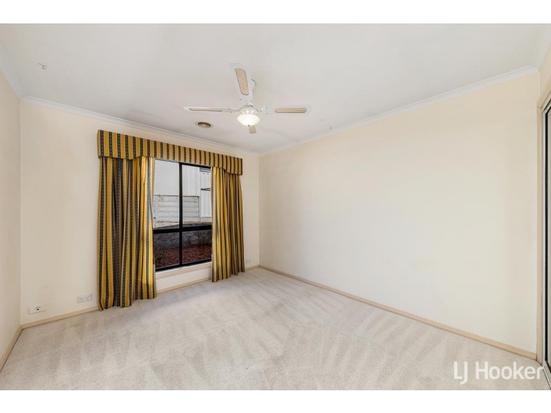 2 Amarina Street, Palmerston ACT 2913